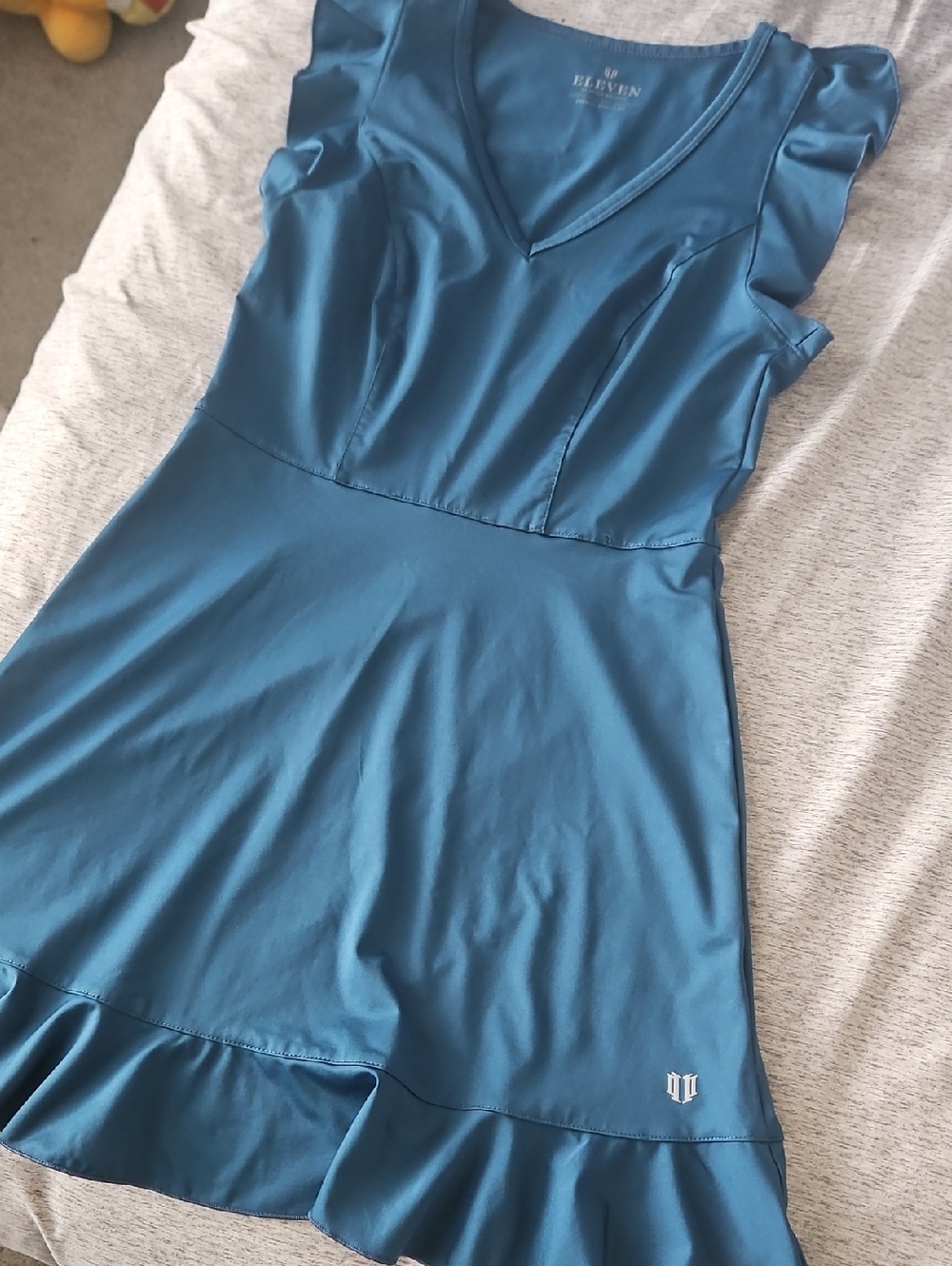 Tennis Dress With Ruffles - Picture 3 of 4
